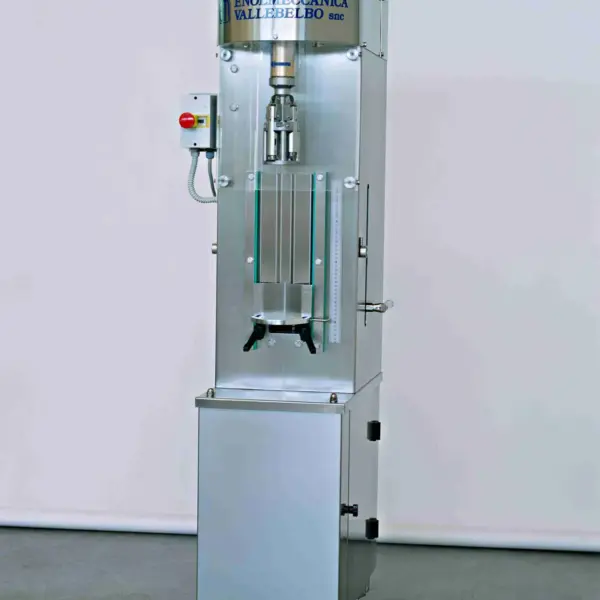 Base in acciaio inox della tappatrice automatica SA-VX, Enolmeccanica
